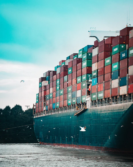 A cargo ship carrying containers